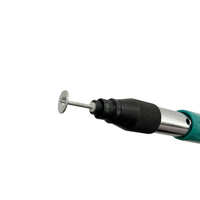 Een handige handbeheerde nagelmachine voor de decoratie en de bouw
