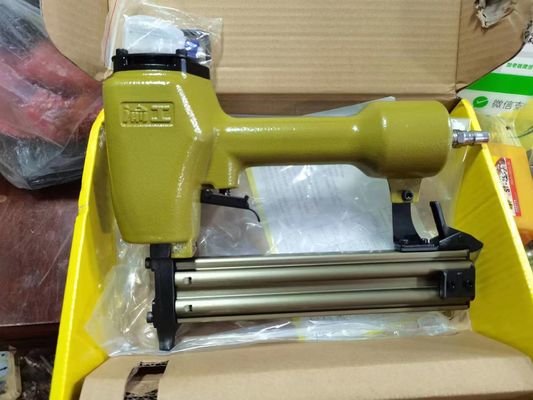 Meubels Air Concrete T Nailer zonder lithiumbatterie met ST38S Tool Voltage N/A