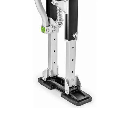 Verf of reiniging met aluminiumlegering en zwart hardware