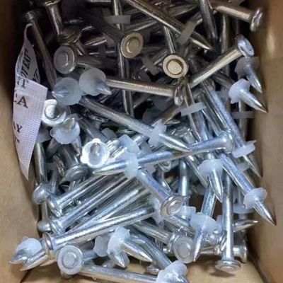 Staalplaat DN-type Betonnen spijker met met plastic wasmachinepoeder geactiveerde bevestigingsspelden