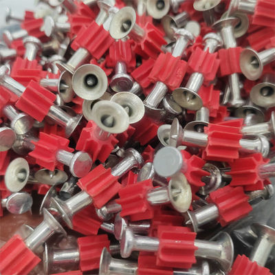 Beton en ijzer handmatig aangedreven nagelpistool met gladde steel schietnagels